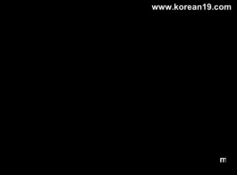 सींग का बना हुआ कोरियाई लड़की कमबख्त मुश्किल